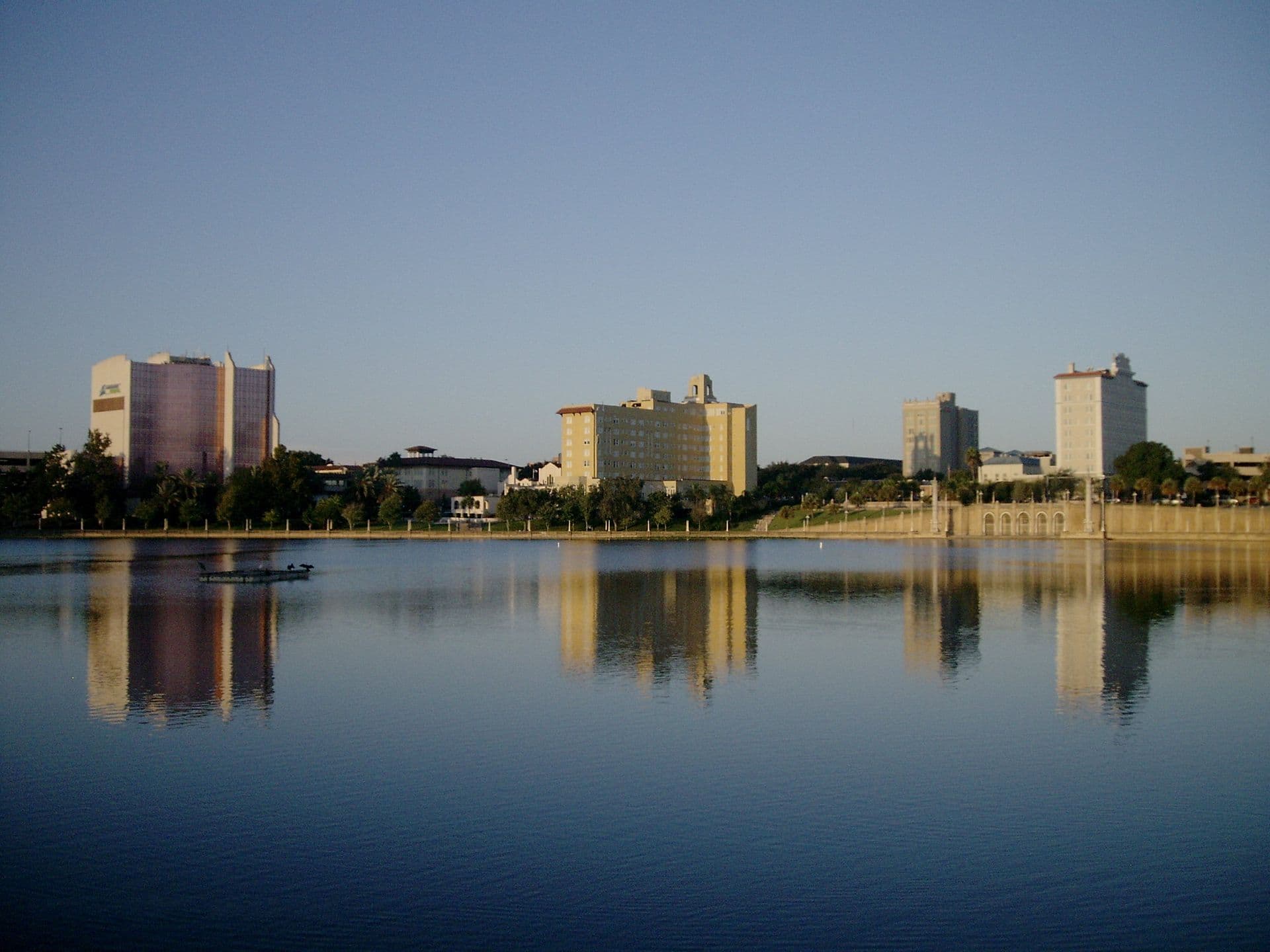 Water Cops, No Warnings: Lakeland Stays on One-Day-a-Week Watering Through Oct. 1